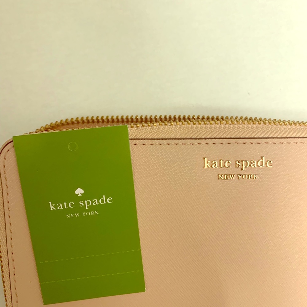 Kate spade New York Clutch